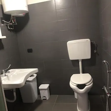 アパートホテル Le Marmotte